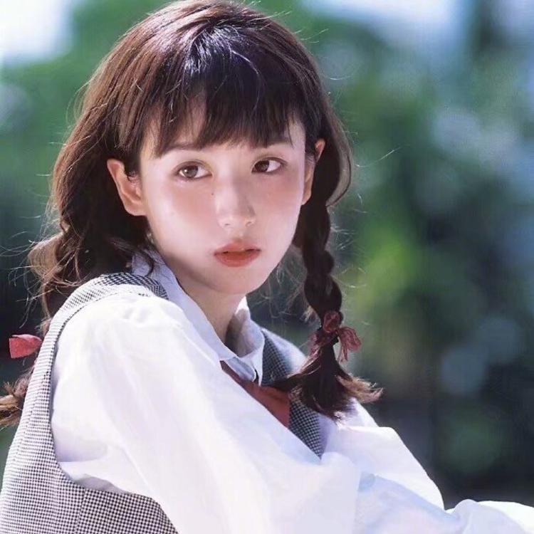 苍井优（饰 高荷惠） - 怀旧港剧全集在线观看 - 手机直播
